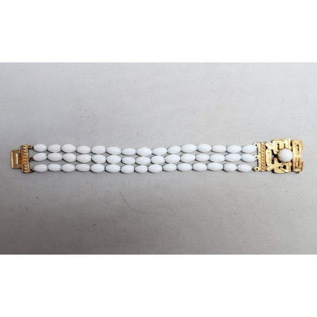 1960s Vintage 1960s Signed Napier Goldtone & White Beaded Asian Influenced Bracelet For Sale - Image 5 of 13