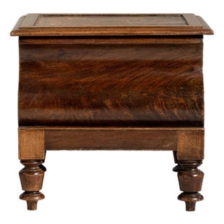 19th Century France Victorian Brown Wood Trunks & Blanket Chests For Sale