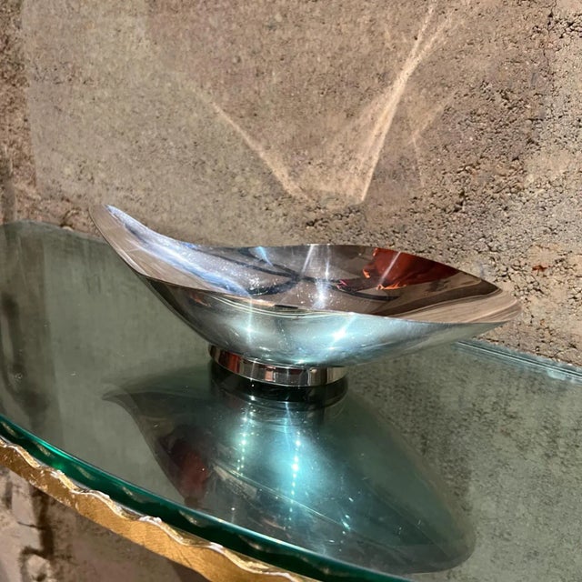 Reed & Barton 1950s John Prip Silverplated Sculptural Teardrop Dish Reed & Barton 65 For Sale - Image 4 of 13