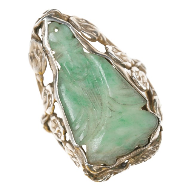 sz4.25 Antique Chinese carved Jade ring mounted in silver For Sale