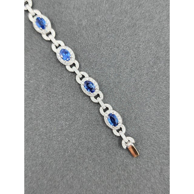 13.20 Ct Natural Sapphire & Diamond Necklace For Sale In Chicago - Image 6 of 8