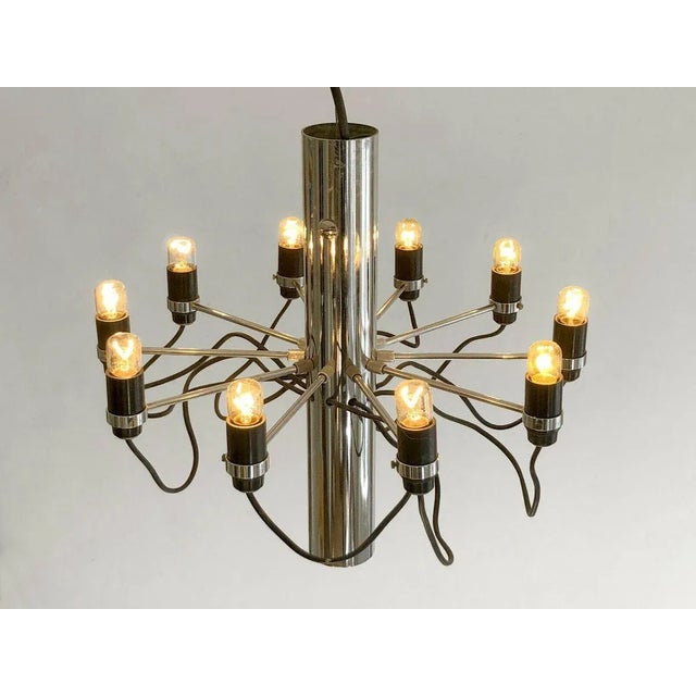 An extremely rare and a priori unknown "small variation" of the iconic suspension model 2097 with 10 lights, Post-...