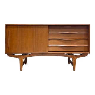 Apartment Sized Mid Century Modern Styled Sculptural Credenza / Media Stand / Sideboard For Sale