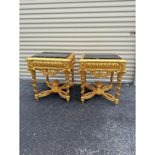 Dimensions : 24 W x 27 H x 24  Depth
