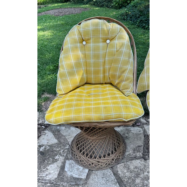 Vintage Russell Woodard Spun Fiberglass Patio Chairs, a Pair, Attributed For Sale In Saint Louis - Image 6 of 14