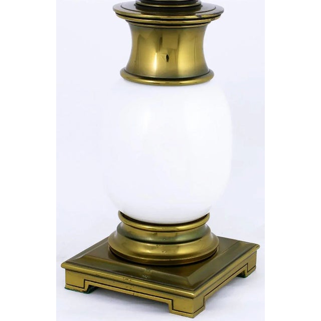 Stiffel Pair of Ostrich Egg and Vintage Brass Table Lamps Attributed to Stiffel For Sale - Image 4 of 8