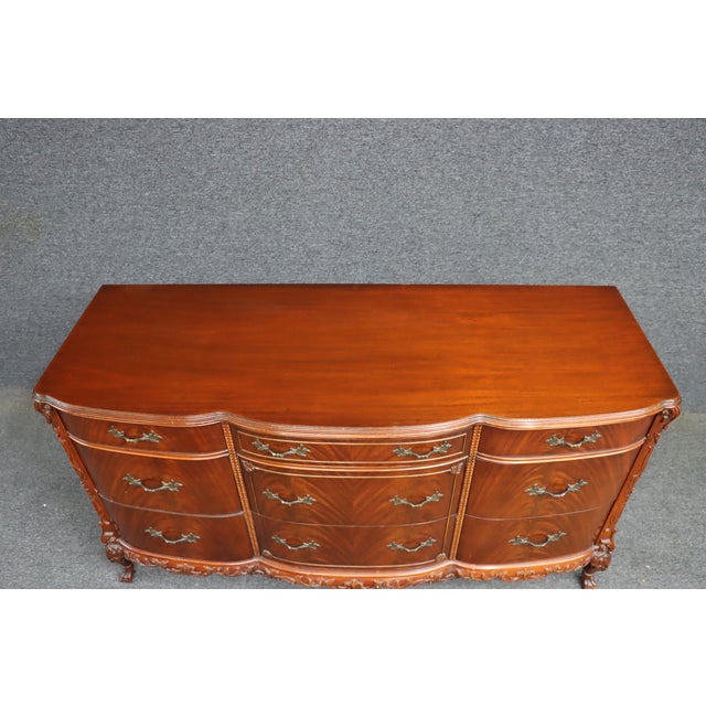 Mid 20th Century Mahogany Serpentine Front Dresser With Claw & Ball Feet For Sale - Image 11 of 13