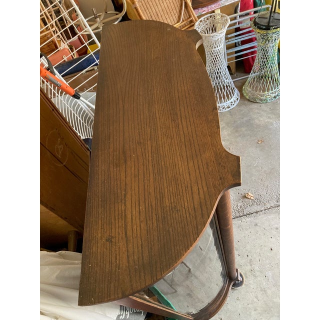 Late 18th Century Quartersawn Oak Curved Glass Curio Cabinet For Sale - Image 13 of 18