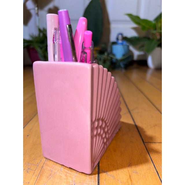 Vintage MCM Pink Ceramic Fan Vase Planter For Sale In Minneapolis - Image 6 of 14