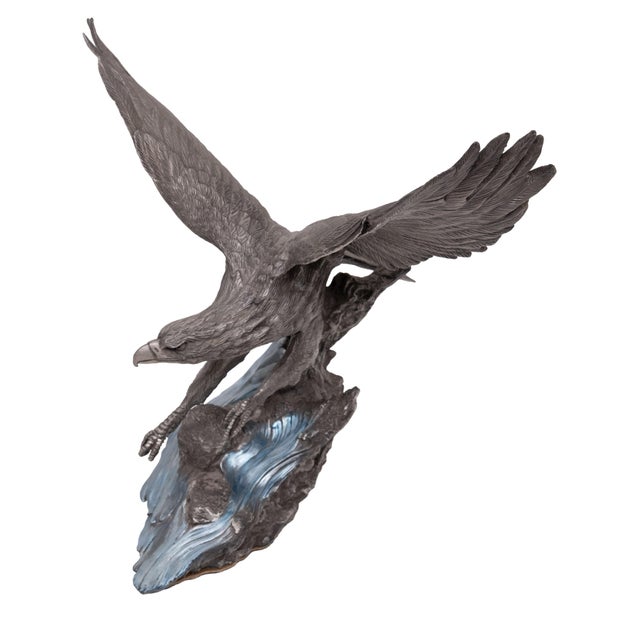 Modern The Alaskin Chilkat Bald Eagle Statue in Pewter by Paul Brunelle, 2000 For Sale - Image 3 of 14