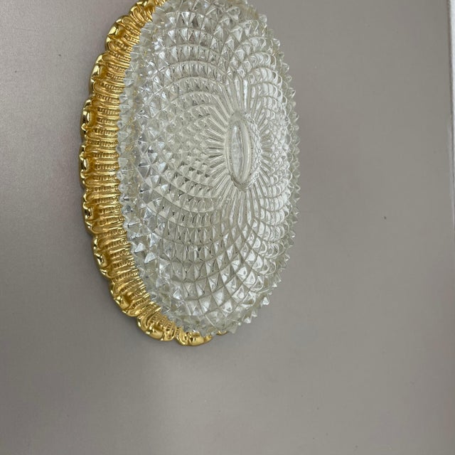 Gold Tone Glass Wall Light attributed to Glashütte Limburg, 1970s For Sale - Image 4 of 17