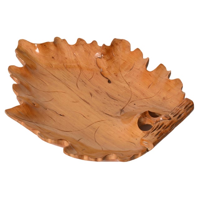 Mid-Century Italian Handmade Birch Maple Leaf-Shaped Centerpiece, 1950s For Sale