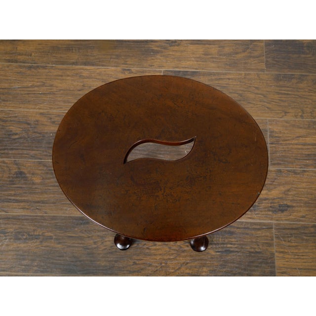 19th-Century English Walnut Stool with Hand-Cut Central Handle and Pad Feet For Sale - Image 10 of 10