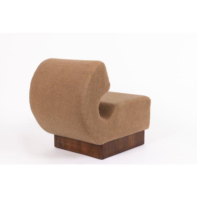 Italian Lounge Chair in Walnut and Cashmere Bouclé from Schumacher, 1970 For Sale - Image 5 of 16
