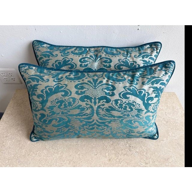 Modern Pair of Fortuny Textile Pillows For Sale - Image 3 of 8