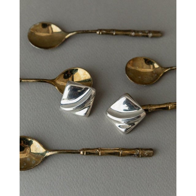 Vintage Square Silver Earrings with Relief, Italy, 1970s, Set of 2 For Sale - Image 4 of 10