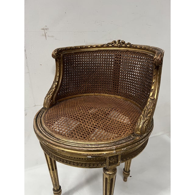 Louis XVI Style Armchair in Wood and Gilded Stucco For Sale - Image 3 of 18