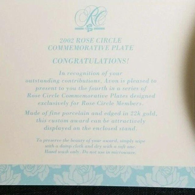 Avon 2002 Rose Circle Achievement Award Plate, New in Box For Sale - Image 4 of 6