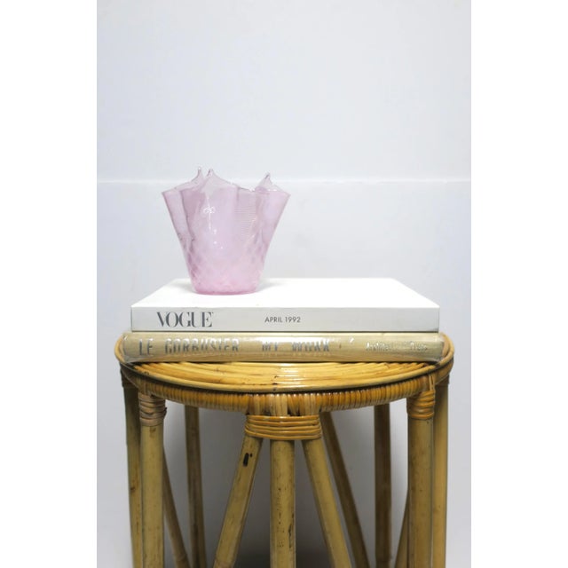 Italian Pink Handkerchief Art Glass Vase For Sale In New York - Image 6 of 12