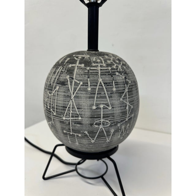 Mid-Century Modern Mid-Century Modern Tribal Motif Table Lamp, Faip 1960s For Sale - Image 3 of 10