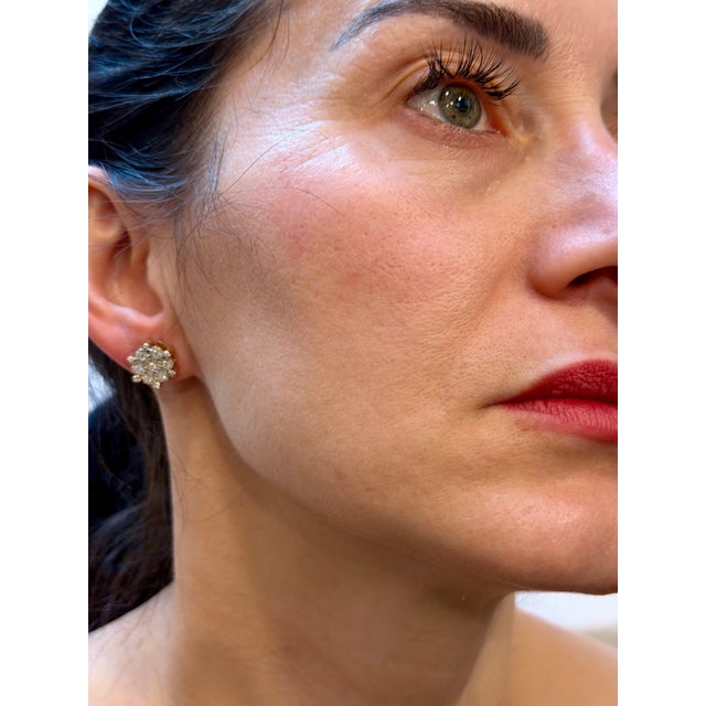 1.8 Carat, Cluster Stud Earrings 18 Karat Yellow Gold , Great Value 5.3 Gm For Sale - Image 14 of 18