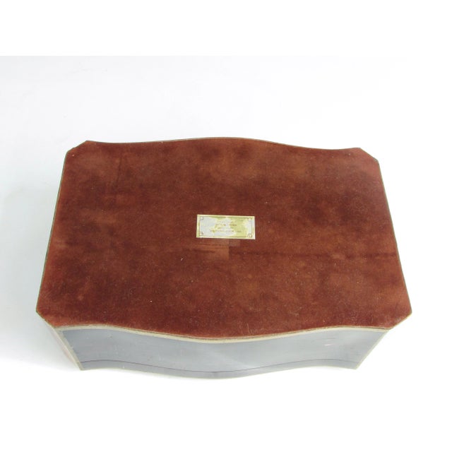 Tessalated Maitland Smith Faux Horn Gentleman's Dresser Box For Sale - Image 12 of 13