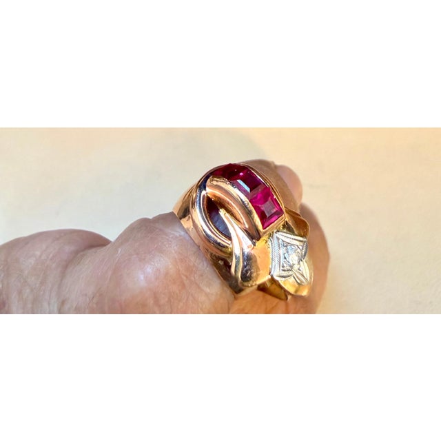 2020s 0.60Ct Natural Invisible Set Ruby & Diamond 14 Karat Rose Gold Pinky Ring Size 4 For Sale - Image 5 of 8