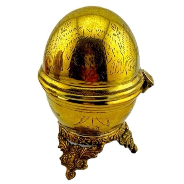 Brass Vintage Brass Egg Boxes - Set of 3 For Sale - Image 8 of 10