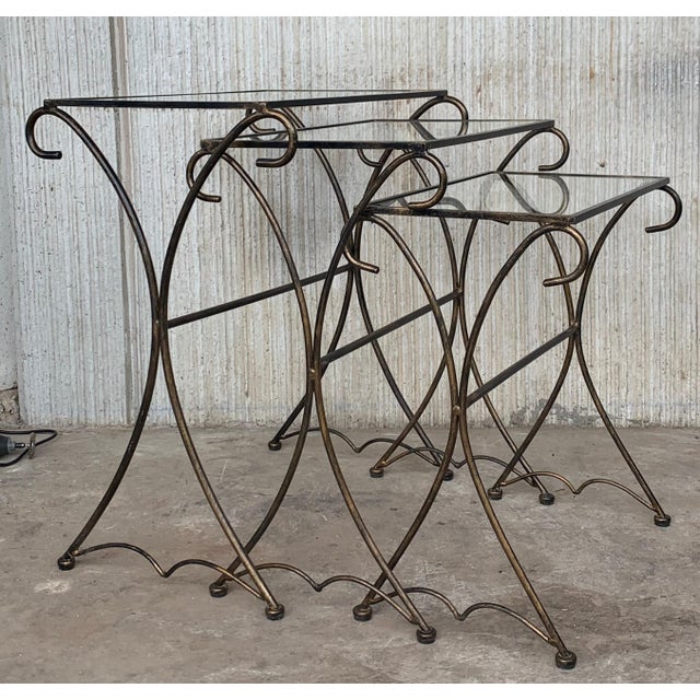 Mid 20th Century Midcentury Scrolling Iron Patio Nesting Side Tables with Glass Tops, Set of 3 For Sale - Image 9 of 18