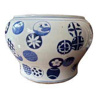 19th-20th Century Chinese Blue and White Porcelain Jardiniere For Sale