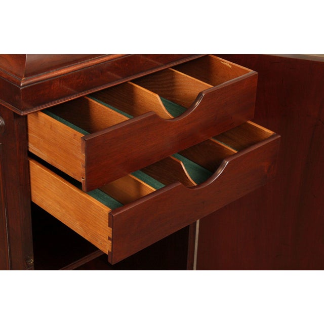 Georgian Style 1940's Custom Mahogany Silver Chest Cabinet For Sale - Image 4 of 12