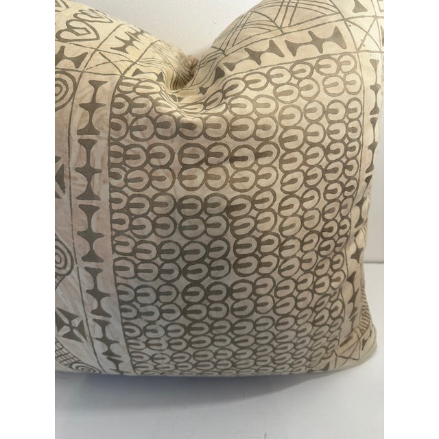 Fortuny Ashanti tribal pattern double sided down cushions. This stunning cream and silvery gold Fortuny pattern is 1980’s...