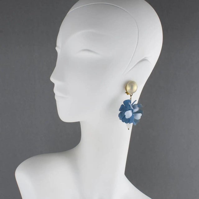 Cilea Paris designed these stunning resin clip-on earrings for French jewelry designer Francoise Montague. The oversized...
