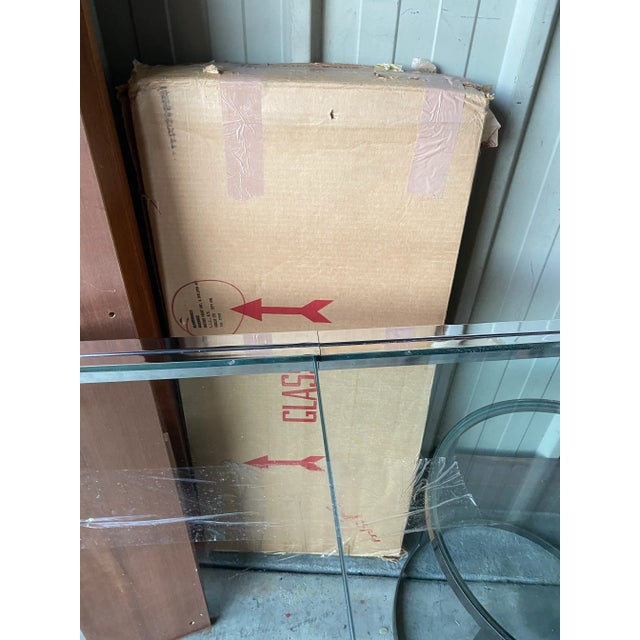 1980s Chrome and Glass Extendable Oval Dining Table by Design Institute of America For Sale - Image 11 of 15