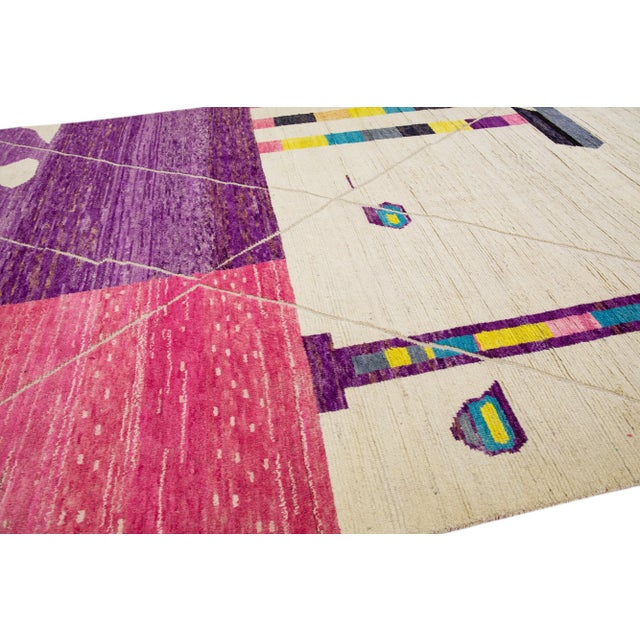 Ivory Moroccan Berber Style Handmade Abstract Wool Rug For Sale In New York - Image 6 of 7