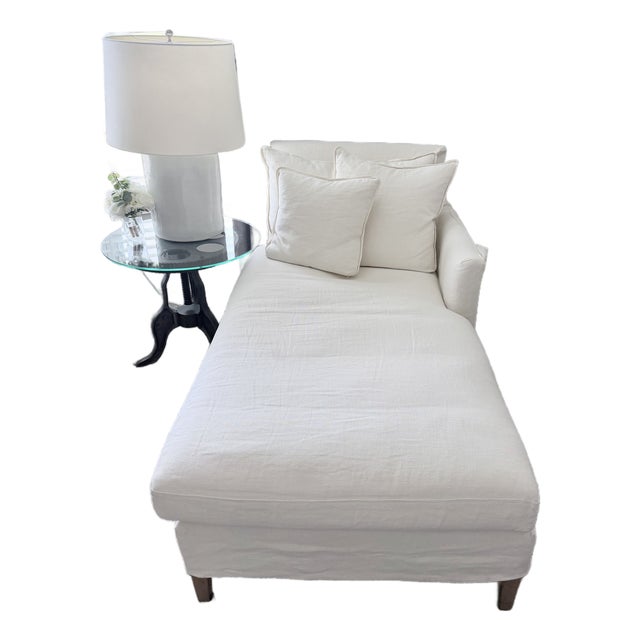 Verellen Custom-Made Ivory Freestanding Chaise Lounge in Ivory . For Sale