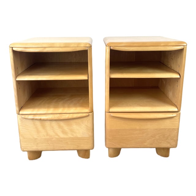 Vintage Mid-Century Modern Heywood Wakefield Pair of Encore Nightstands Model 518 For Sale