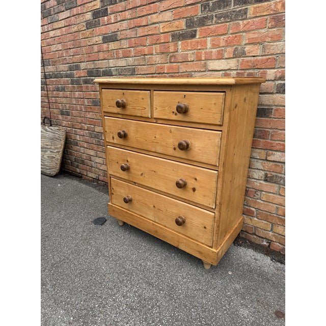 Tan 19th Century English Pine Chest For Sale - Image 8 of 12