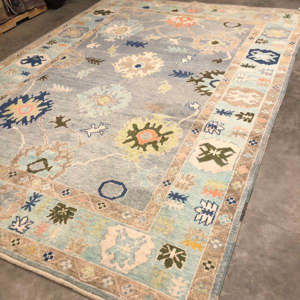 Turkish Oushak Rug in Soft Gray With Turquoise Border and Floral Motifs, 9' X 12' For Sale In Houston - Image 6 of 6