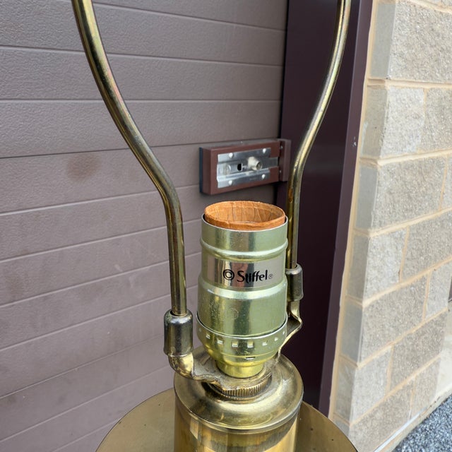 Vintage Stiffel Beige Porcelain and Brass Table Lamps - A Pair For Sale - Image 15 of 18