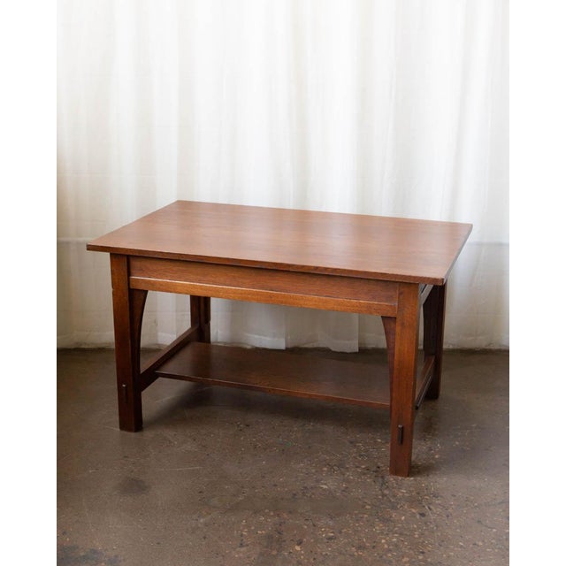 Arts & Crafts Gustav Stickley Mission Oak Arts & Crafts Writing Desk or Library Table, Circa 1900 For Sale - Image 3 of 18