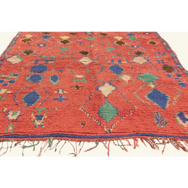 Berber Tribes of Morocco Vintage Azilal Moroccan Rug, 04'04 X 10'00 For Sale - Image 4 of 10
