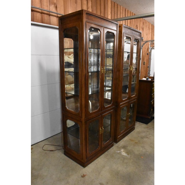 Thomasville Late 20th Century Thomasville Mystique Chinoiserie Display Cabinets -a Pair For Sale - Image 4 of 12