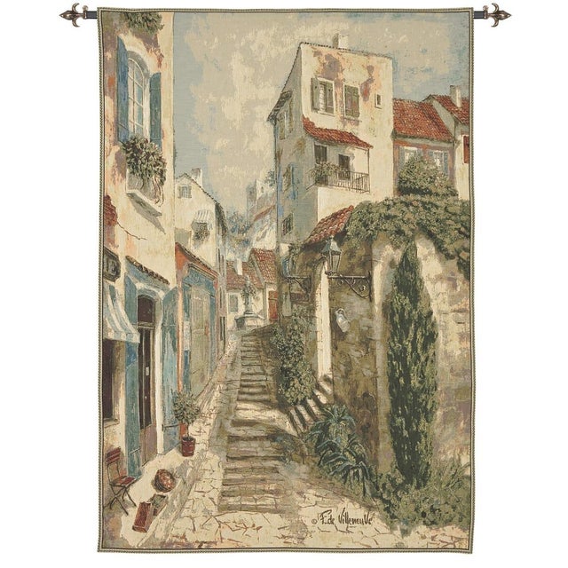 This beautiful tapestry is woven on a jacquard loom by skilled weavers, keeping alive the centuries old tradition of...