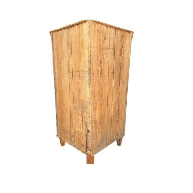 Beautiful antique pine Swedish corner cupboard with a rounded front and nice detail, circa mid-1800s. A charming corner...