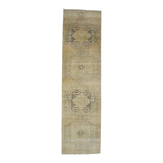 1970s Vintage Handmade Wool Cotton Turkish Beige Area Rug For Sale