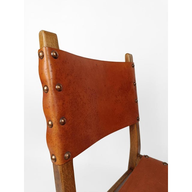 Metal Set of Italian Rustic Chairs in Cognac Studded Leather and Oak, 1930s For Sale - Image 7 of 18