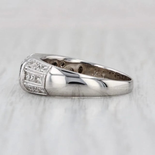 Silver 0.75ctw Diamond Ring 14k White Gold Size 8 Wedding Anniversary Band For Sale - Image 8 of 8