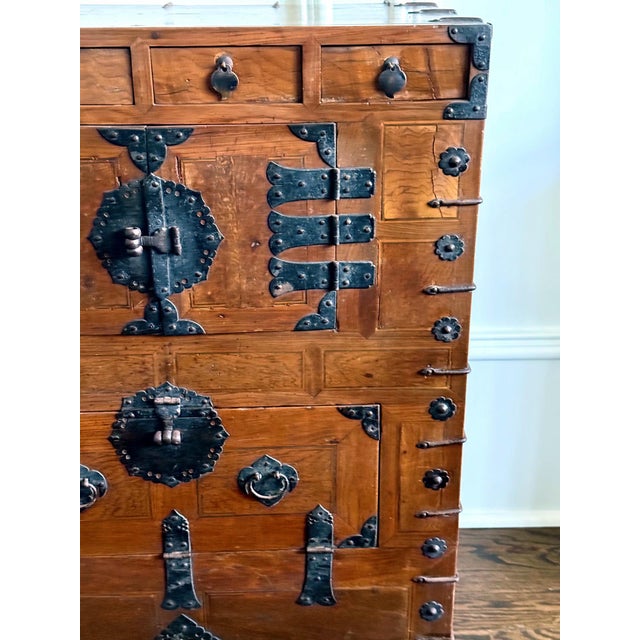 Antique Korean Two-Level Wood Chest Jeon-Ju Jang For Sale - Image 18 of 18