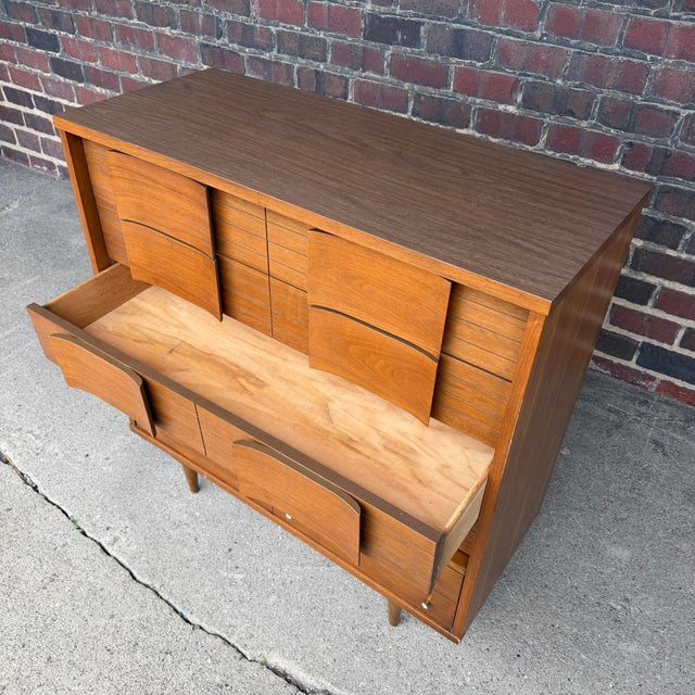 Johnson Carper 1960s Johnson Carper Mid-Century Modern Walnut Highboy Dresser For Sale - Image 4 of 12